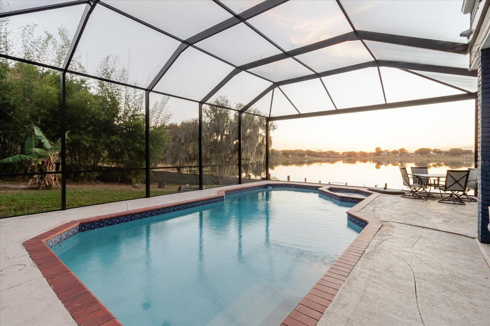 ALTURAS - Residential