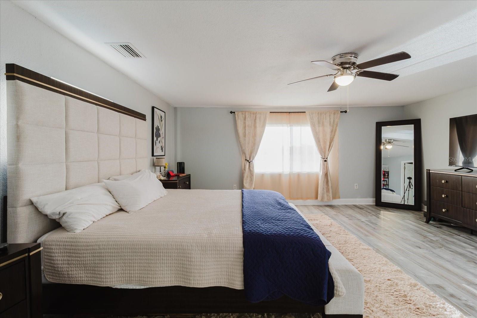 ALTURAS - Residential