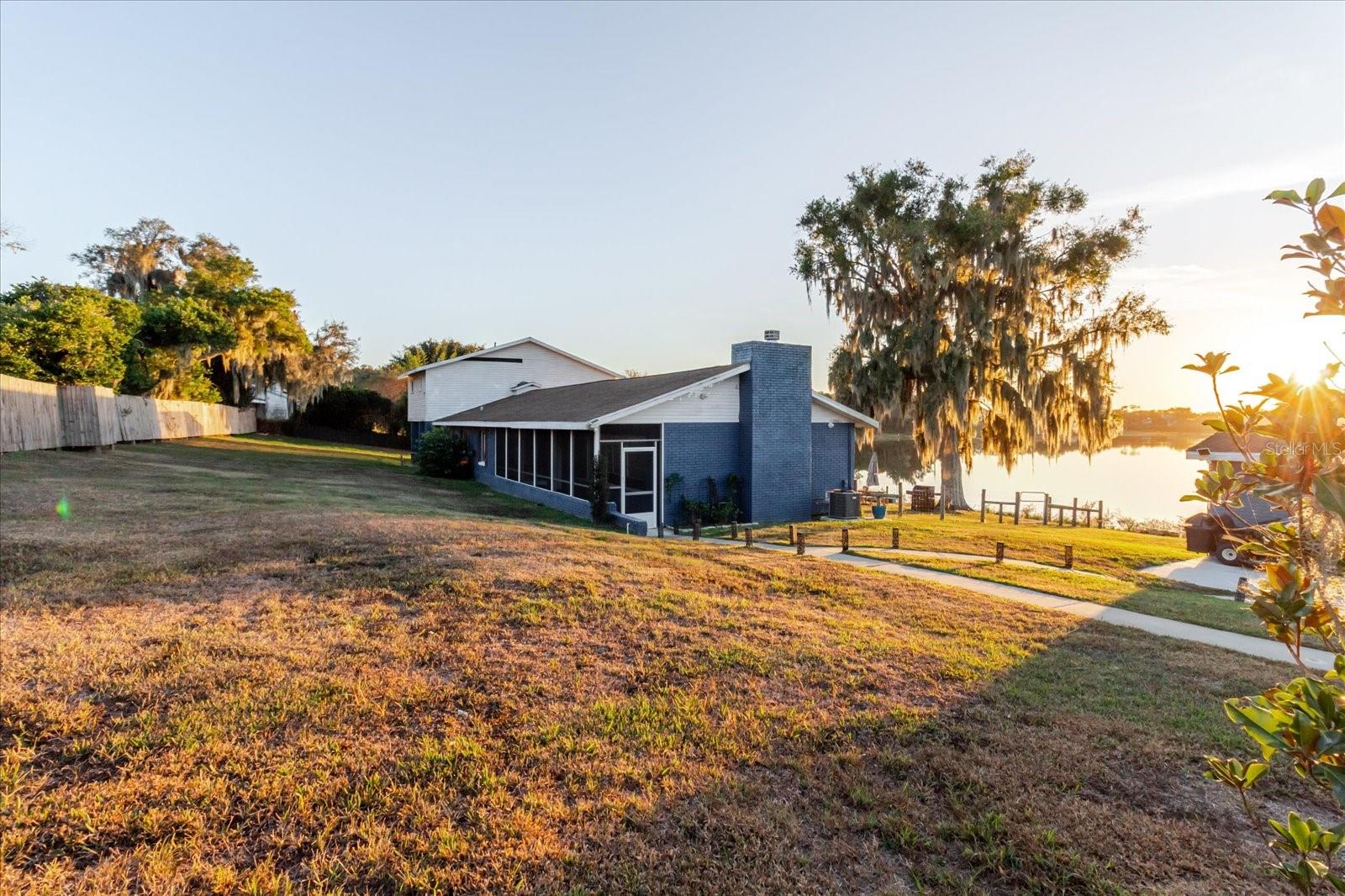 ALTURAS - Residential