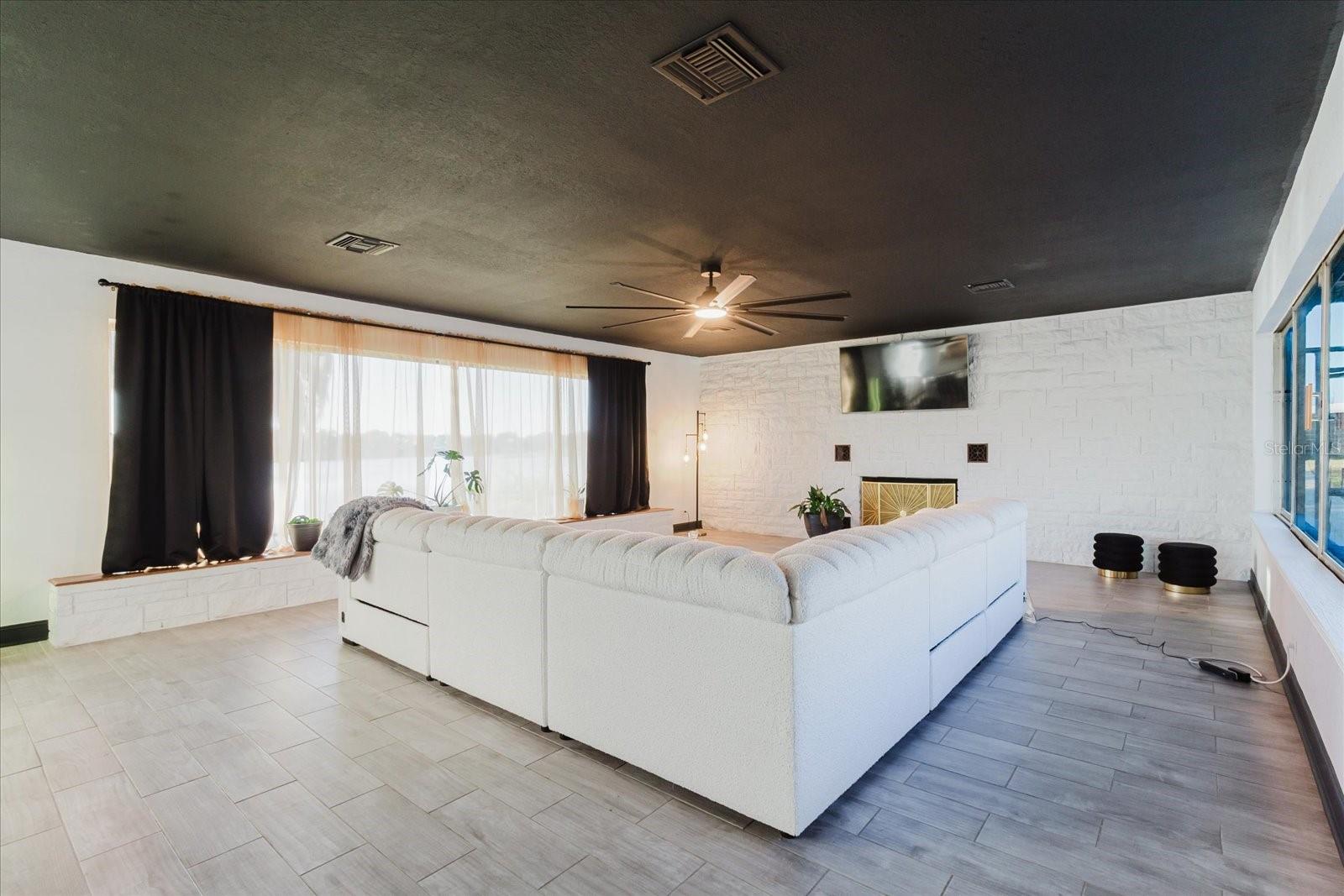 ALTURAS - Residential