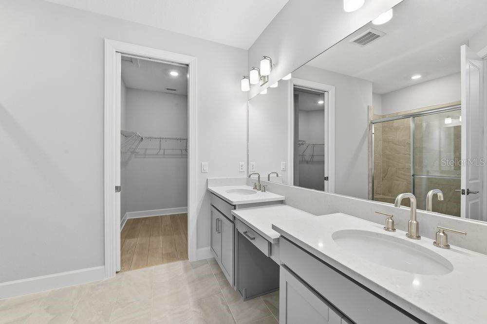 AZARIO ESPLANADE - Residential