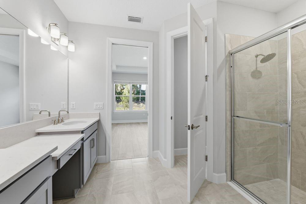 AZARIO ESPLANADE - Residential