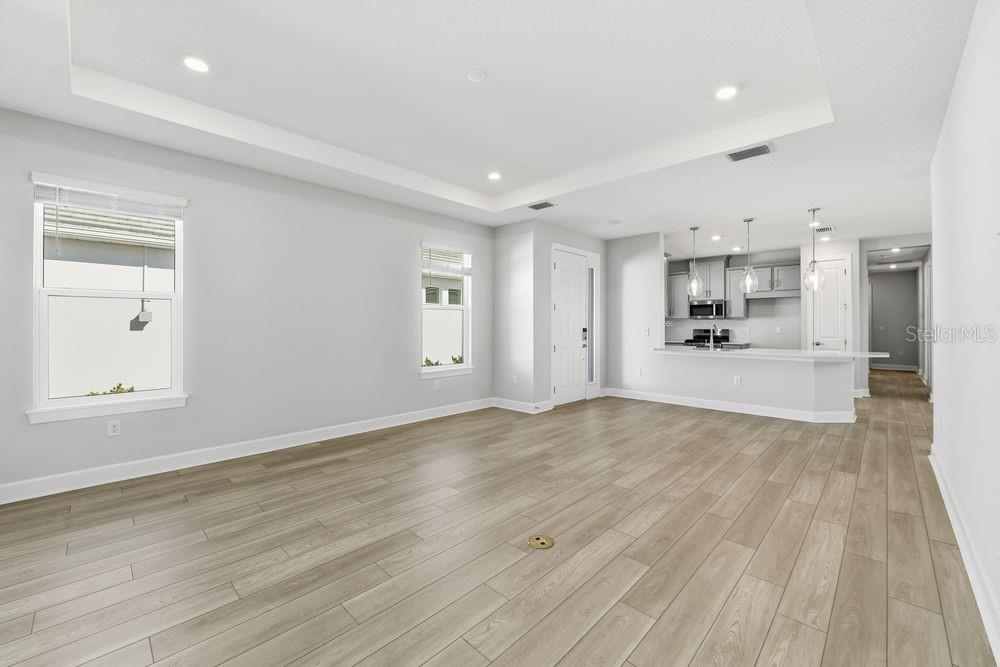 AZARIO ESPLANADE - Residential