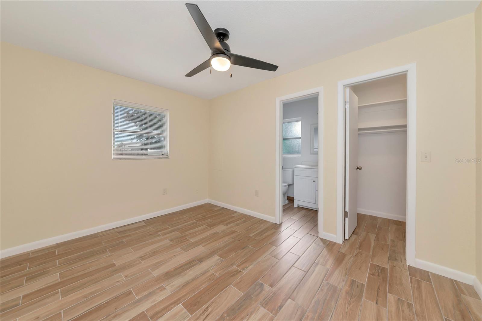 VENICE EAST 5TH ADD - Residential