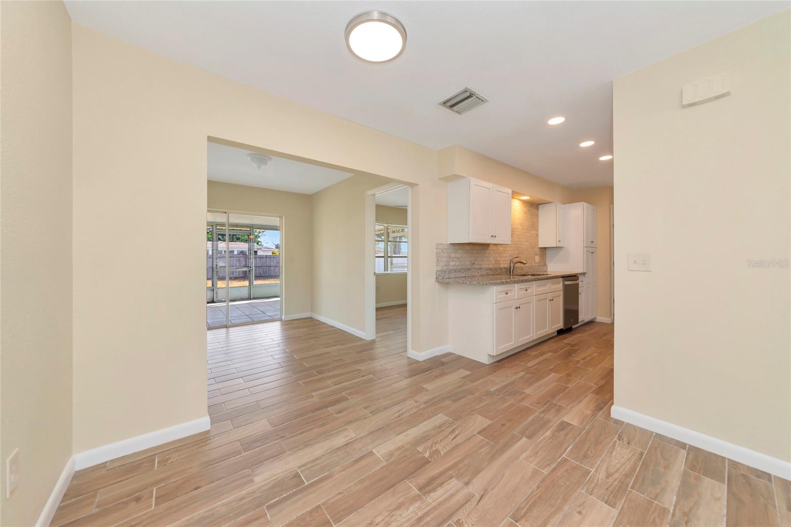 VENICE EAST 5TH ADD - Residential