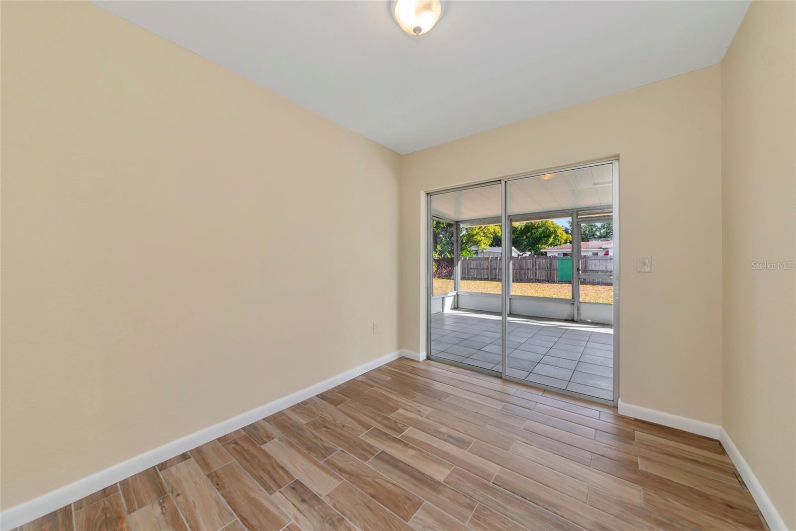 VENICE EAST 5TH ADD - Residential