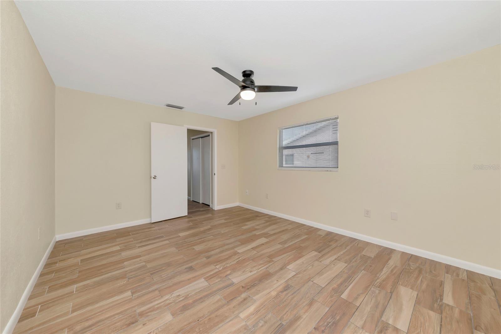 VENICE EAST 5TH ADD - Residential