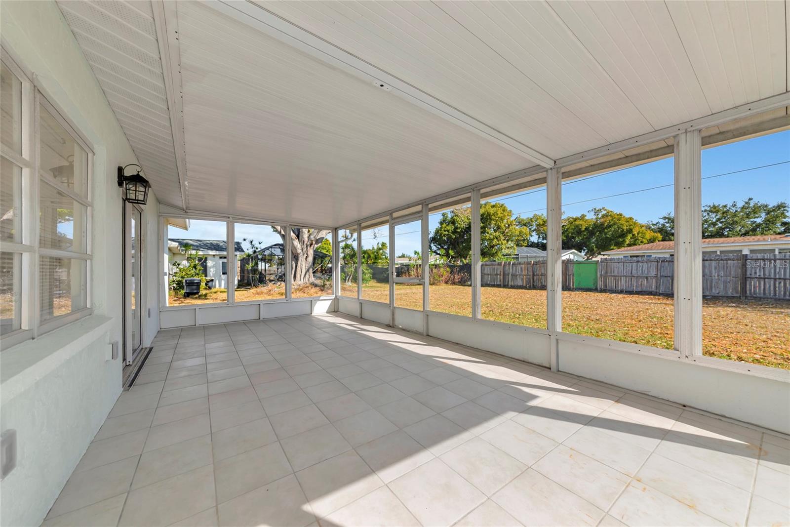 VENICE EAST 5TH ADD - Residential