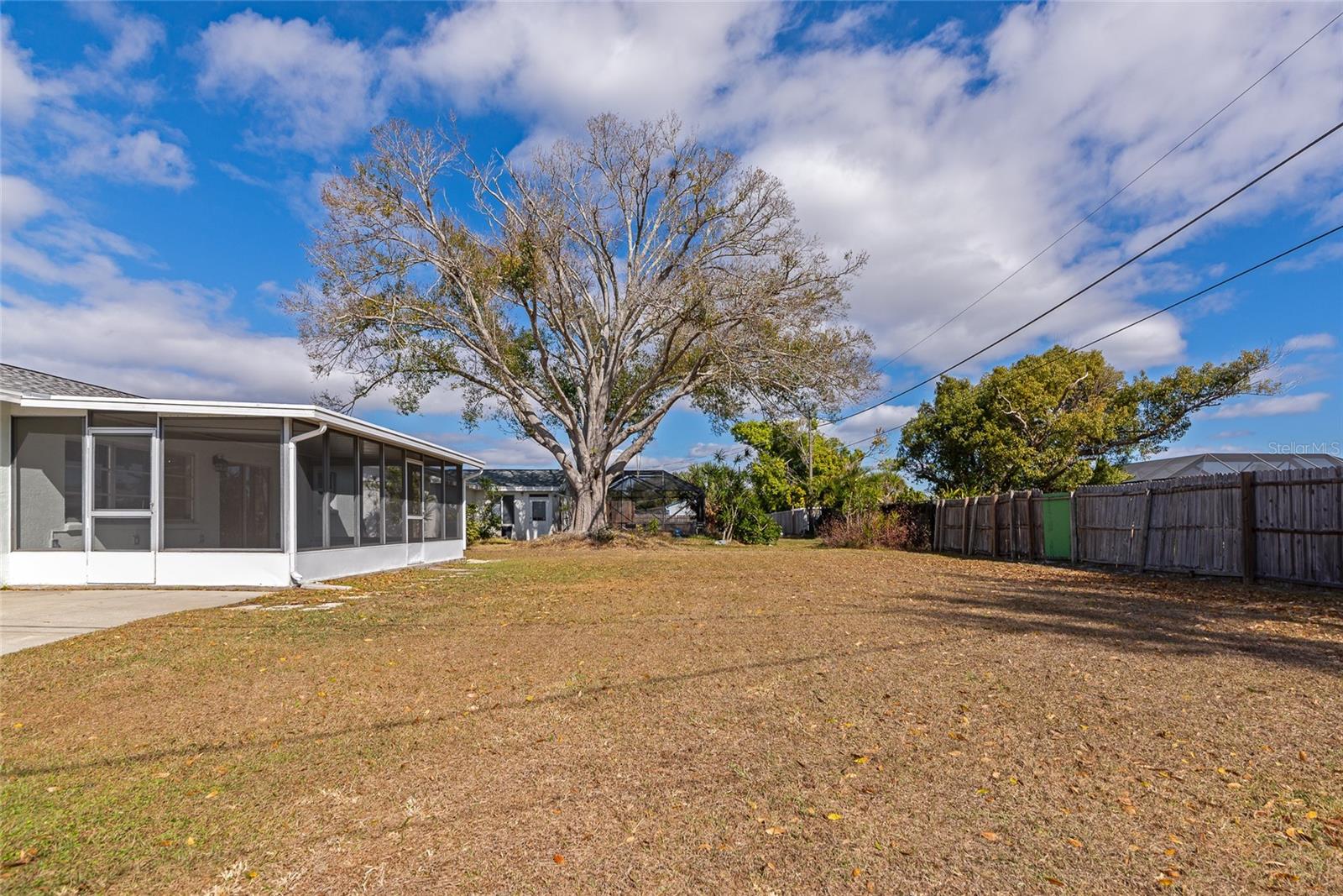 VENICE EAST 5TH ADD - Residential