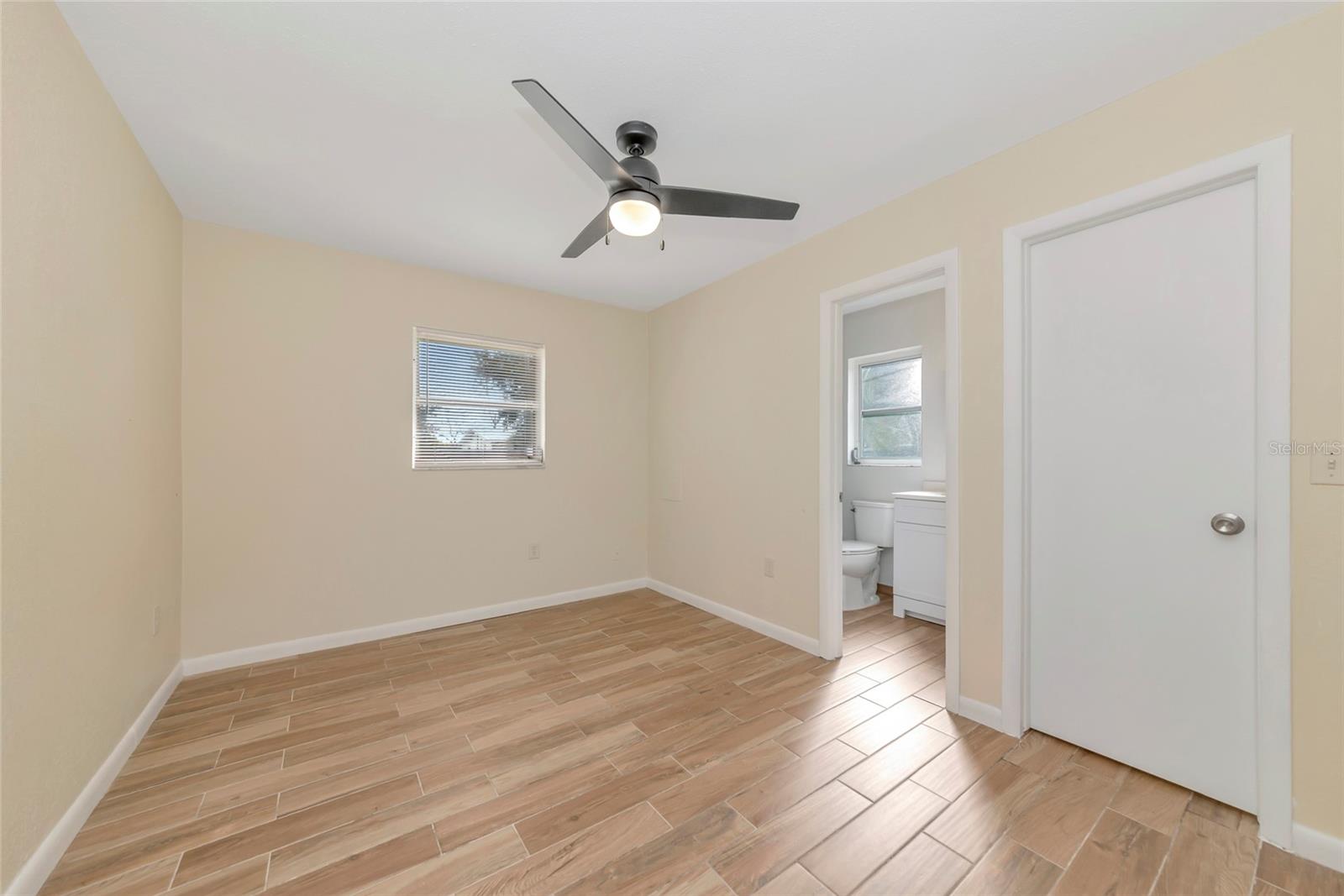 VENICE EAST 5TH ADD - Residential