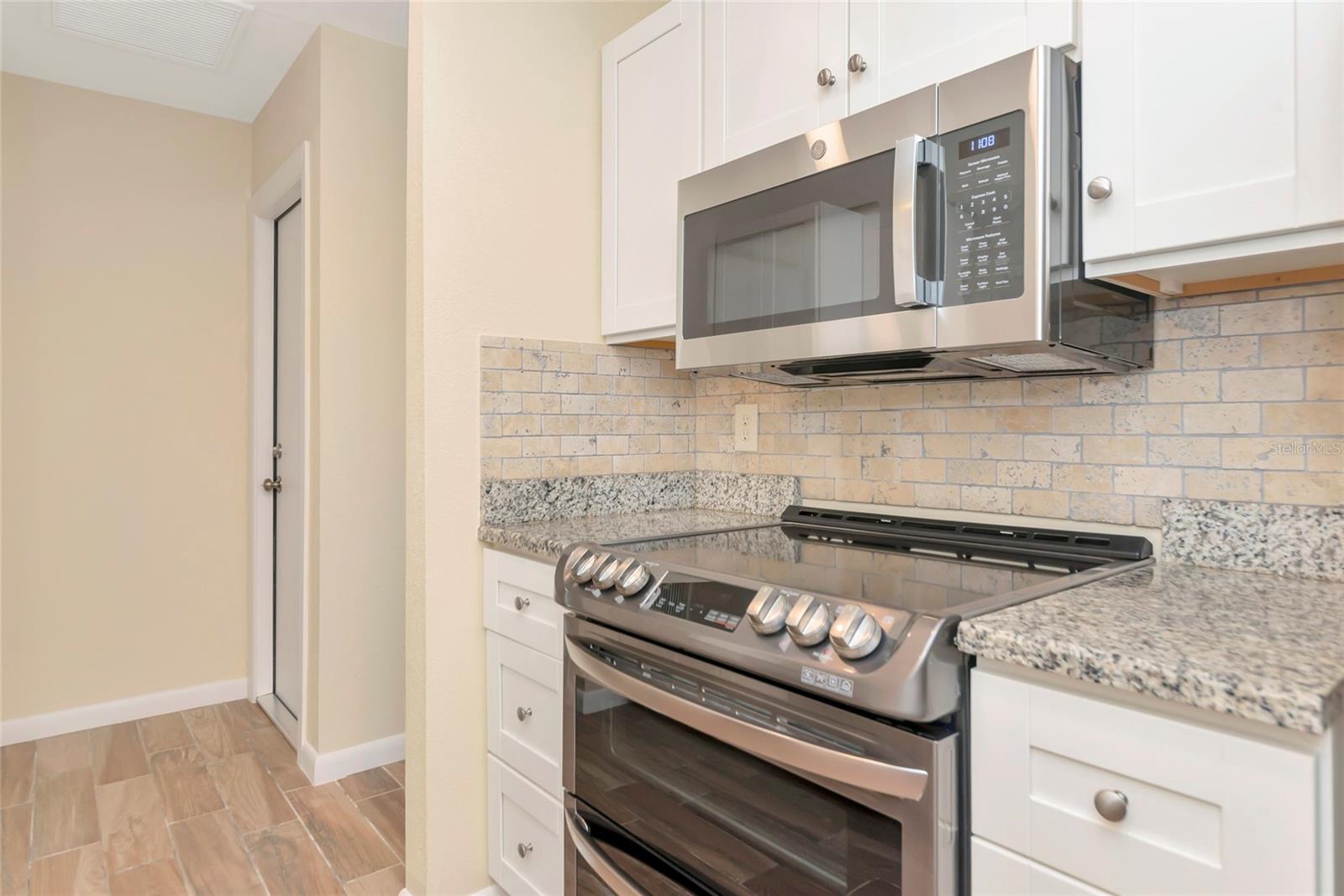 VENICE EAST 5TH ADD - Residential