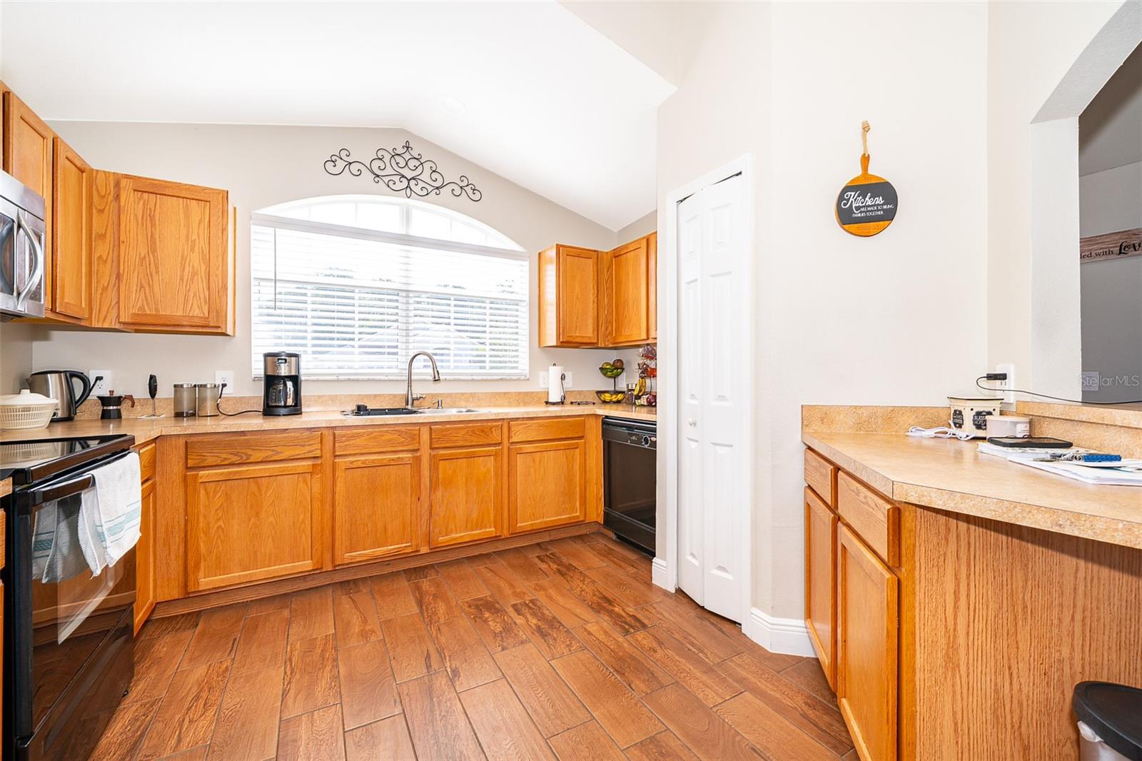 CAMPBELL COVE - Residential