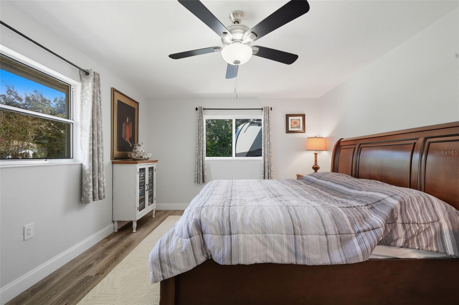 BEVERLY HILLS UNIT 08 PH 01 - Residential