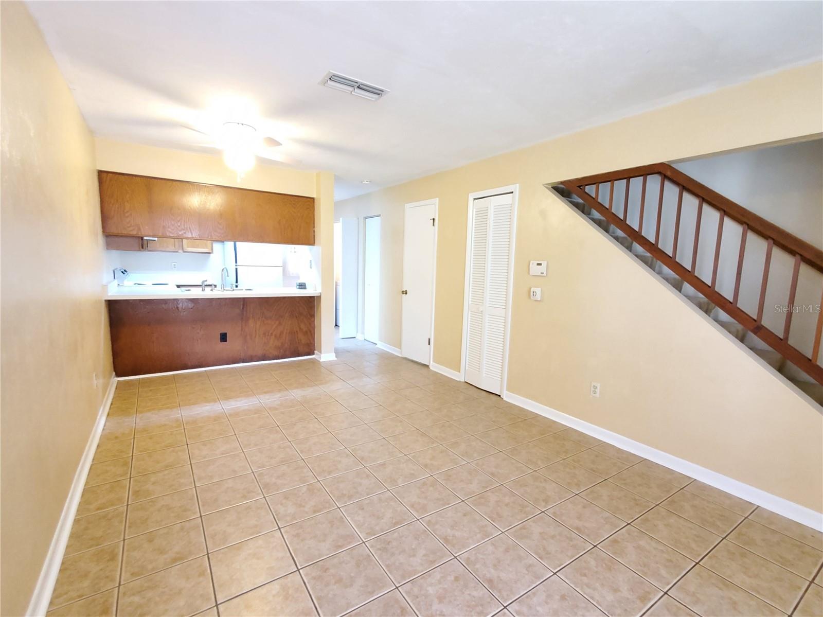 2127 SW 39TH DR