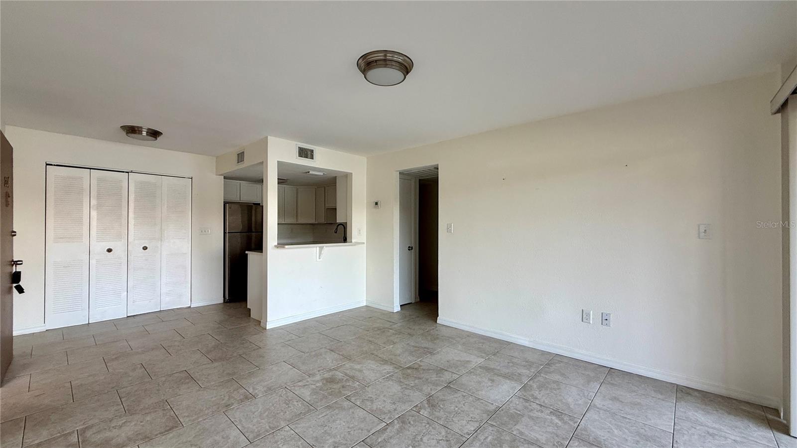 SANDY COVE - Residential