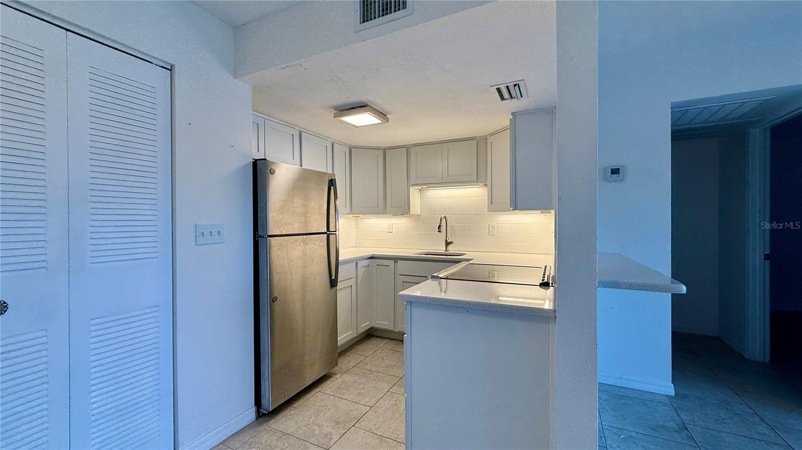 SANDY COVE - Residential