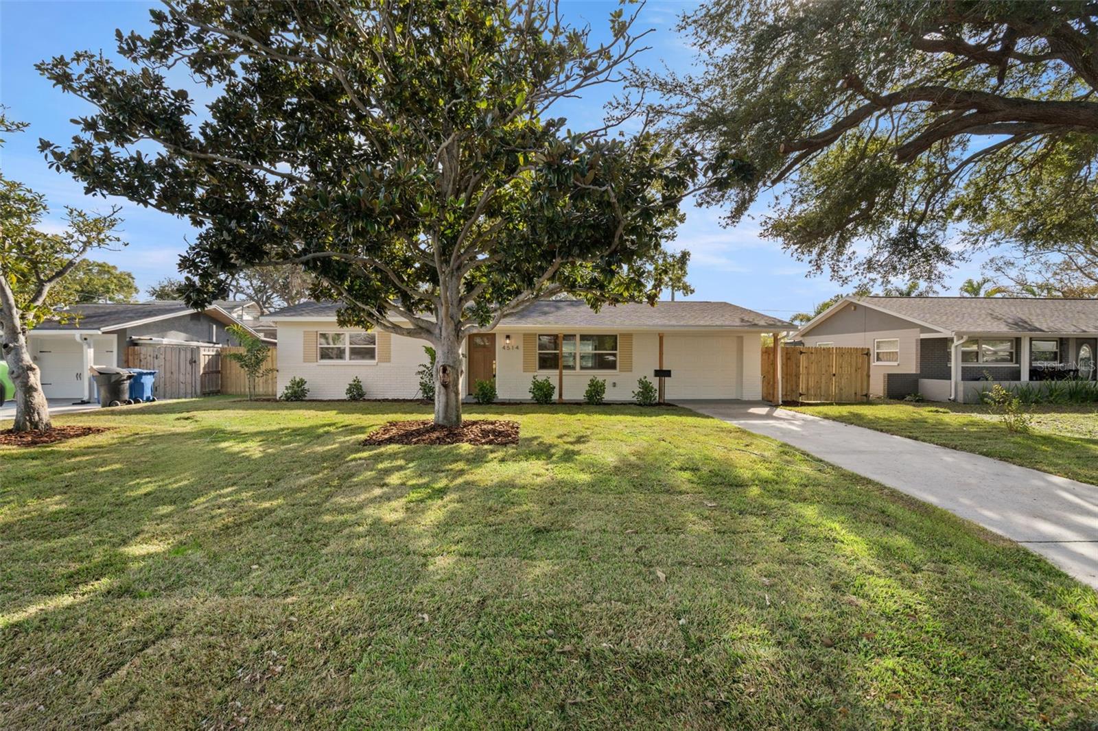 BROADACRES - Residential