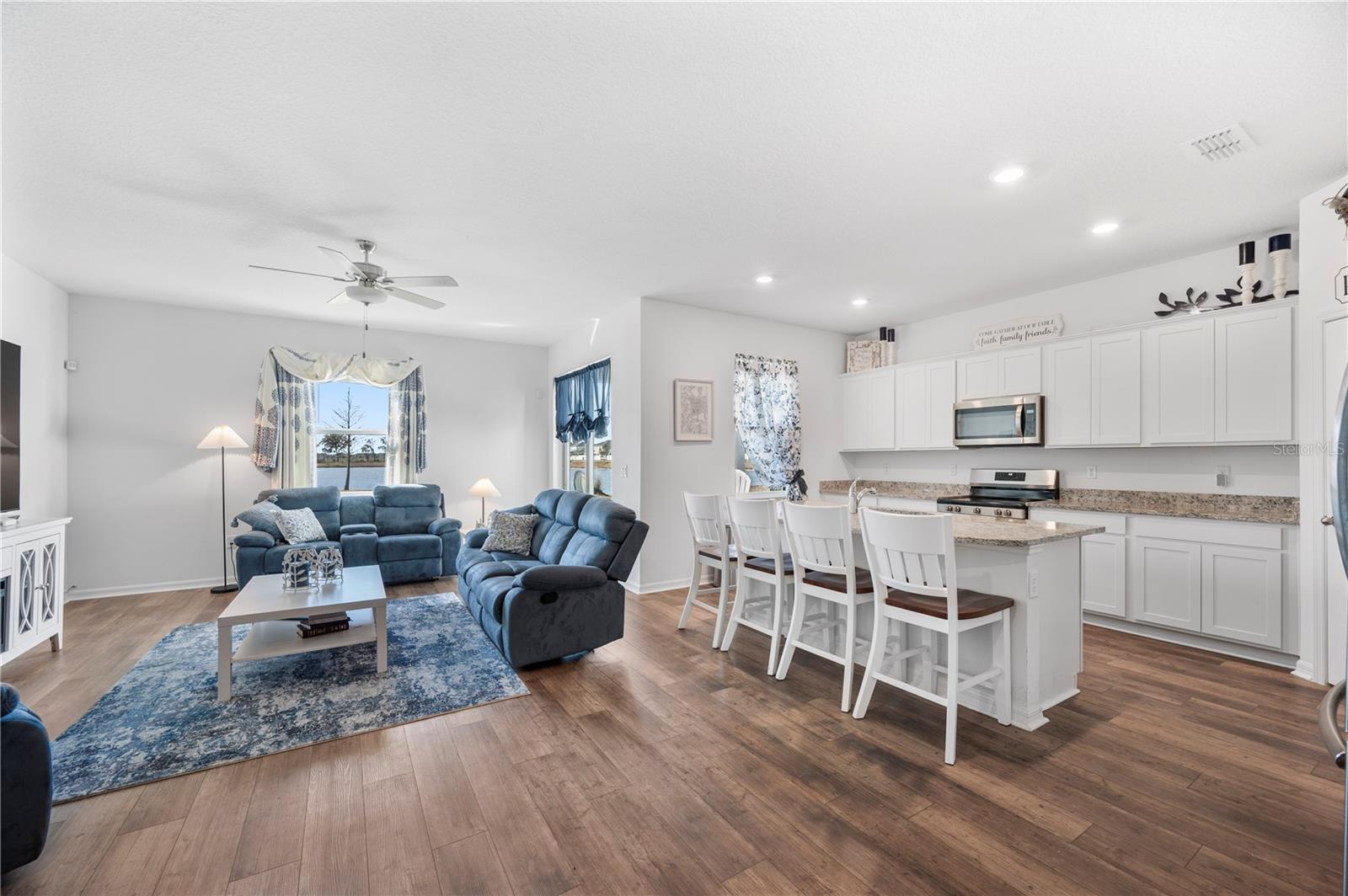 RIVERSTONE PH 3 & 4 - Residential