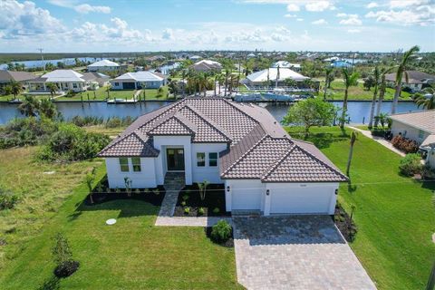 A home in PORT CHARLOTTE