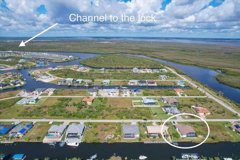 A home in PORT CHARLOTTE