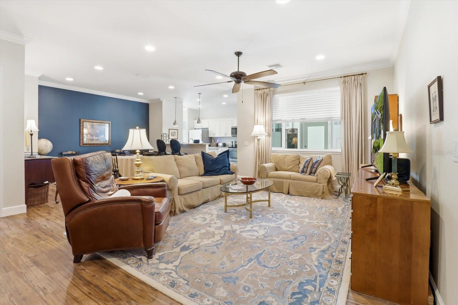 NORTHPOINTE VILLAS - Residential