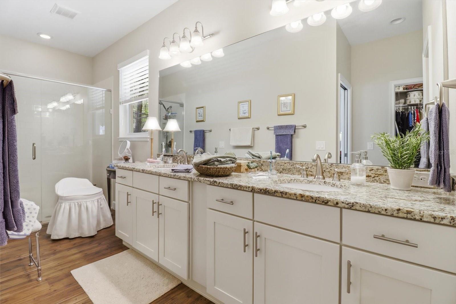 NORTHPOINTE VILLAS - Residential