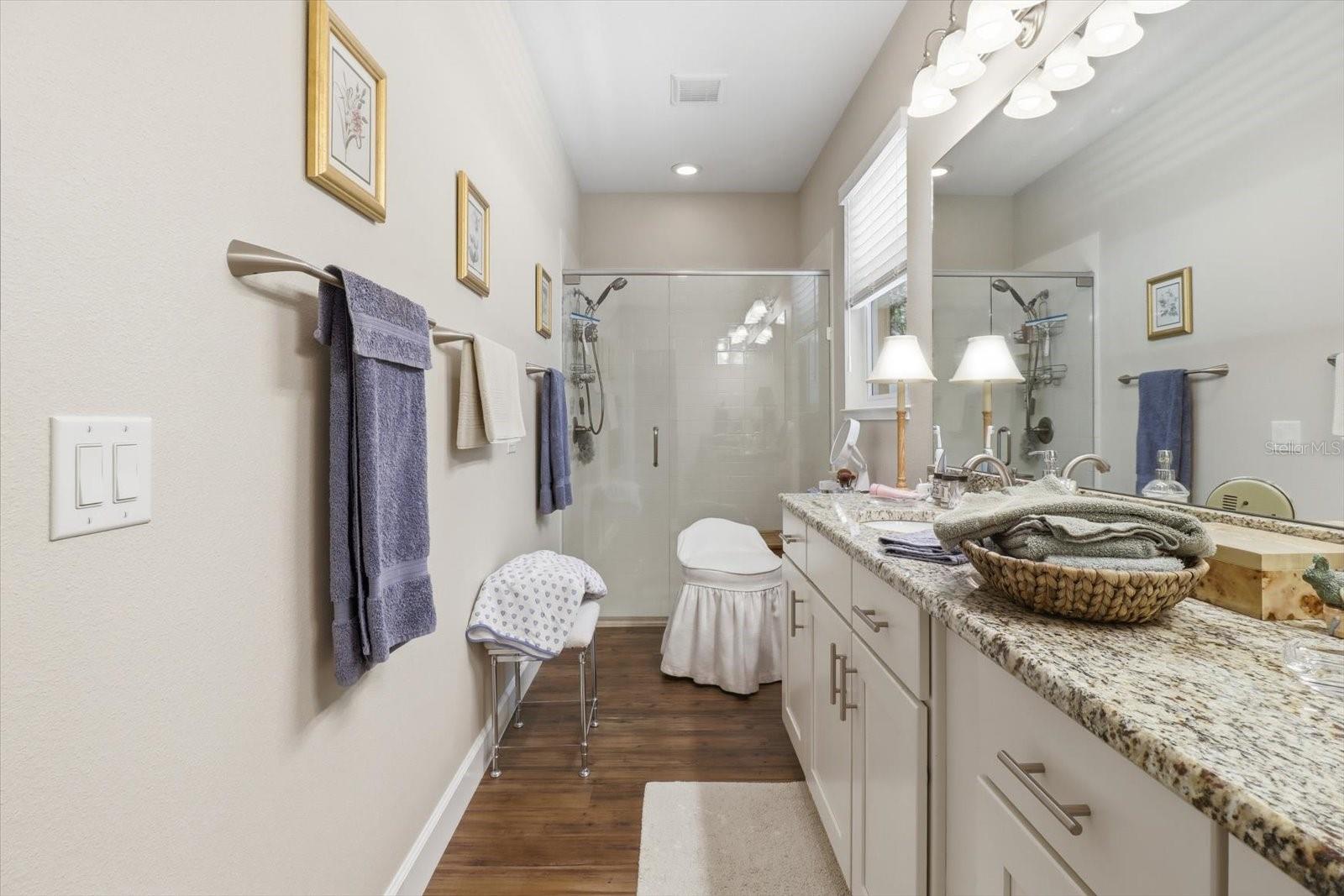 NORTHPOINTE VILLAS - Residential