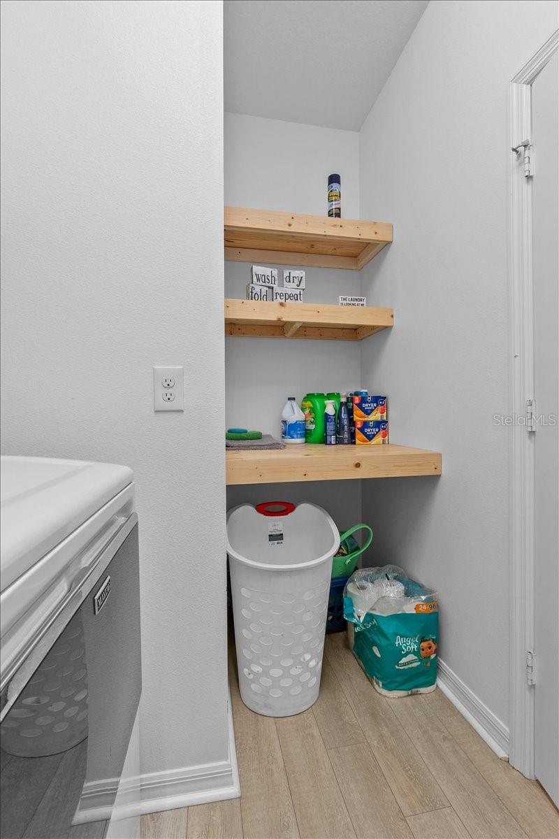 MEADOWS/SCOTT LAKE CRK - Residential