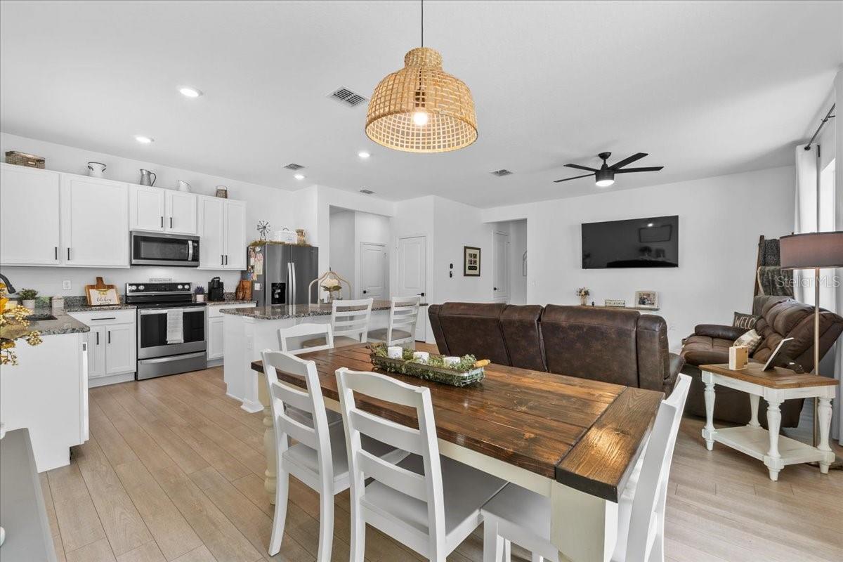 MEADOWS/SCOTT LAKE CRK - Residential