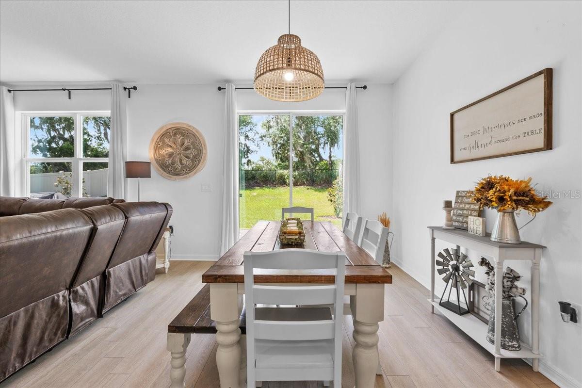 MEADOWS/SCOTT LAKE CRK - Residential