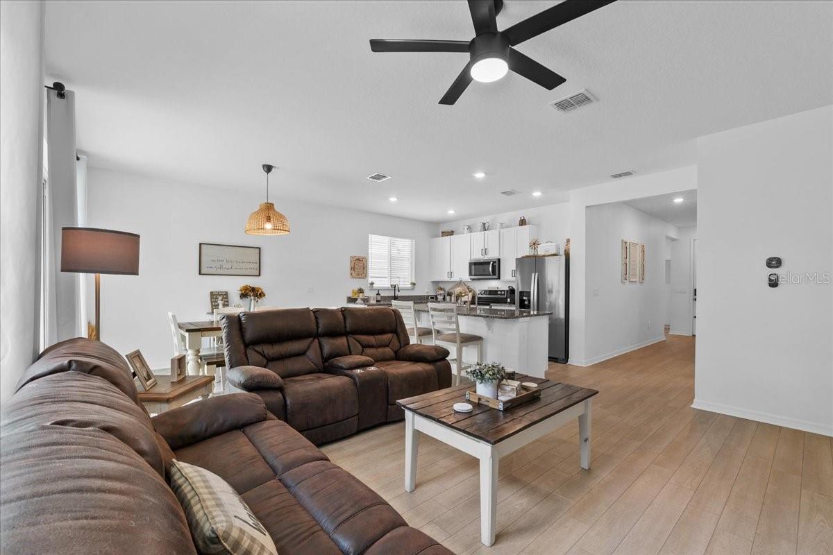 MEADOWS/SCOTT LAKE CRK - Residential