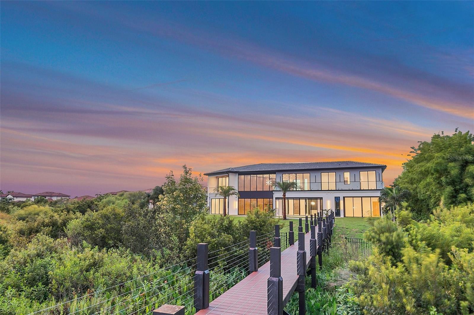 CASA DEL LAGO REP - Residential