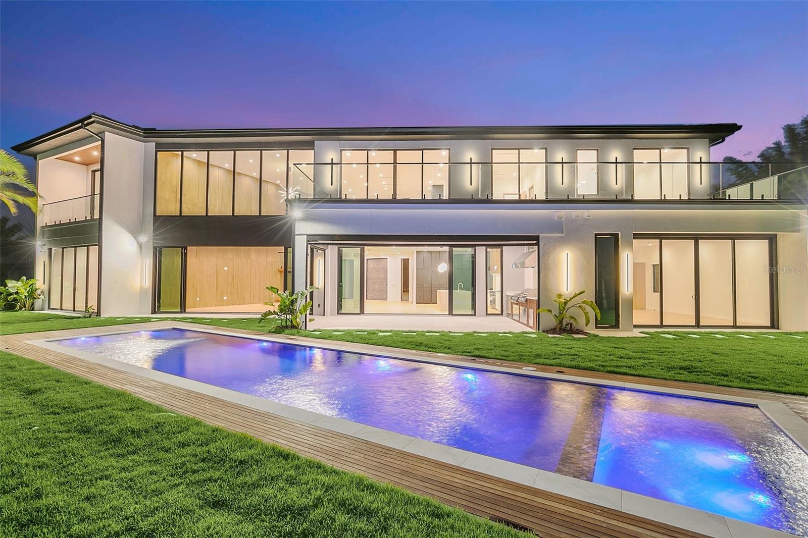 CASA DEL LAGO REP - Residential