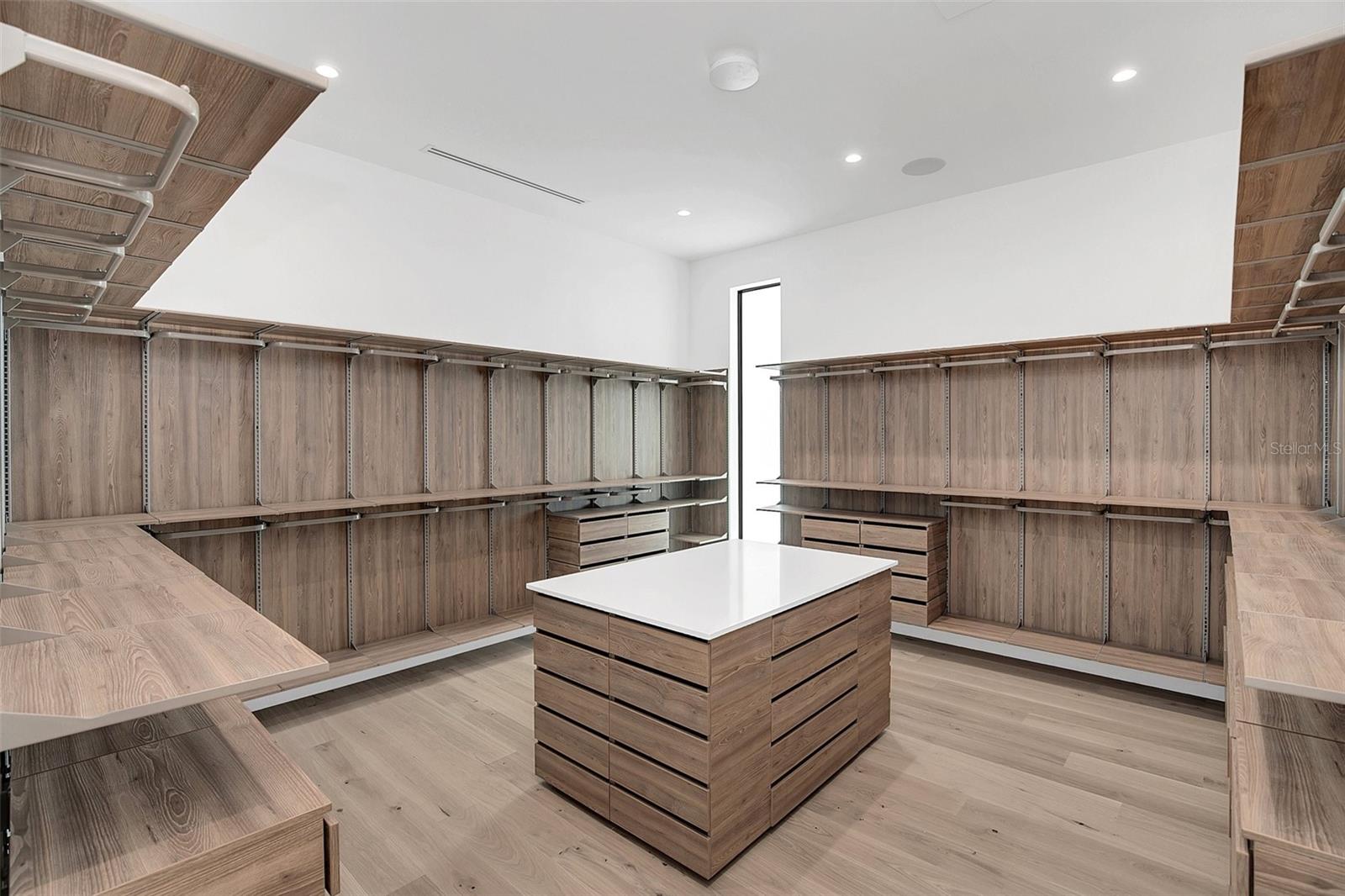 CASA DEL LAGO REP - Residential