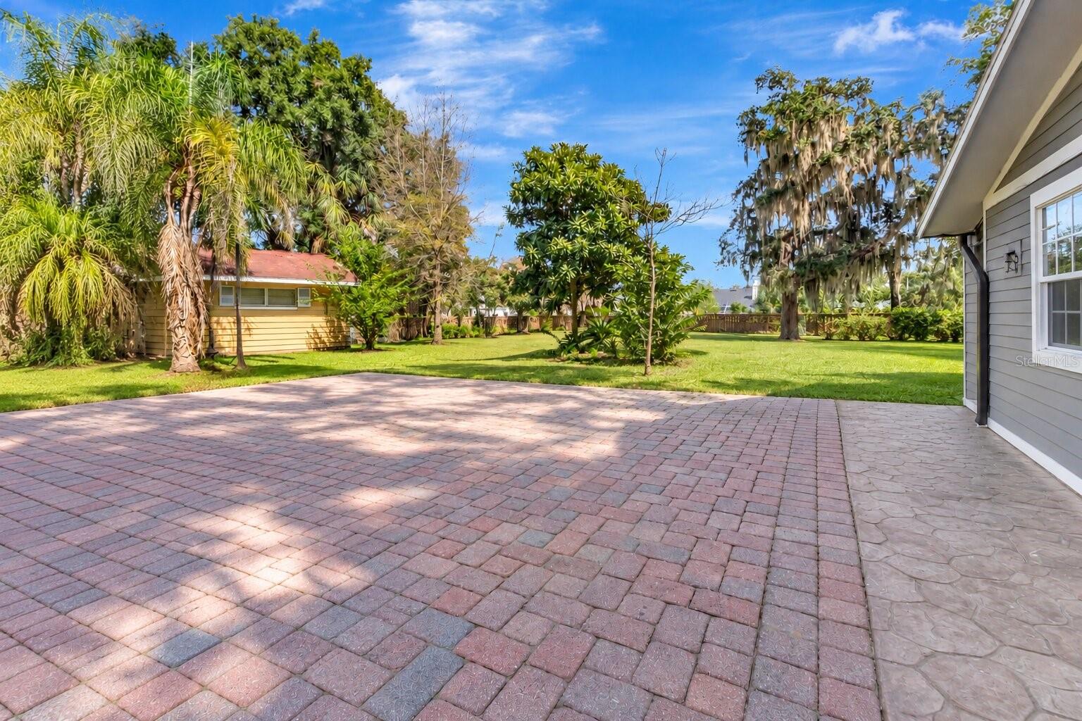 1351 MARKHAM WOODS ROAD