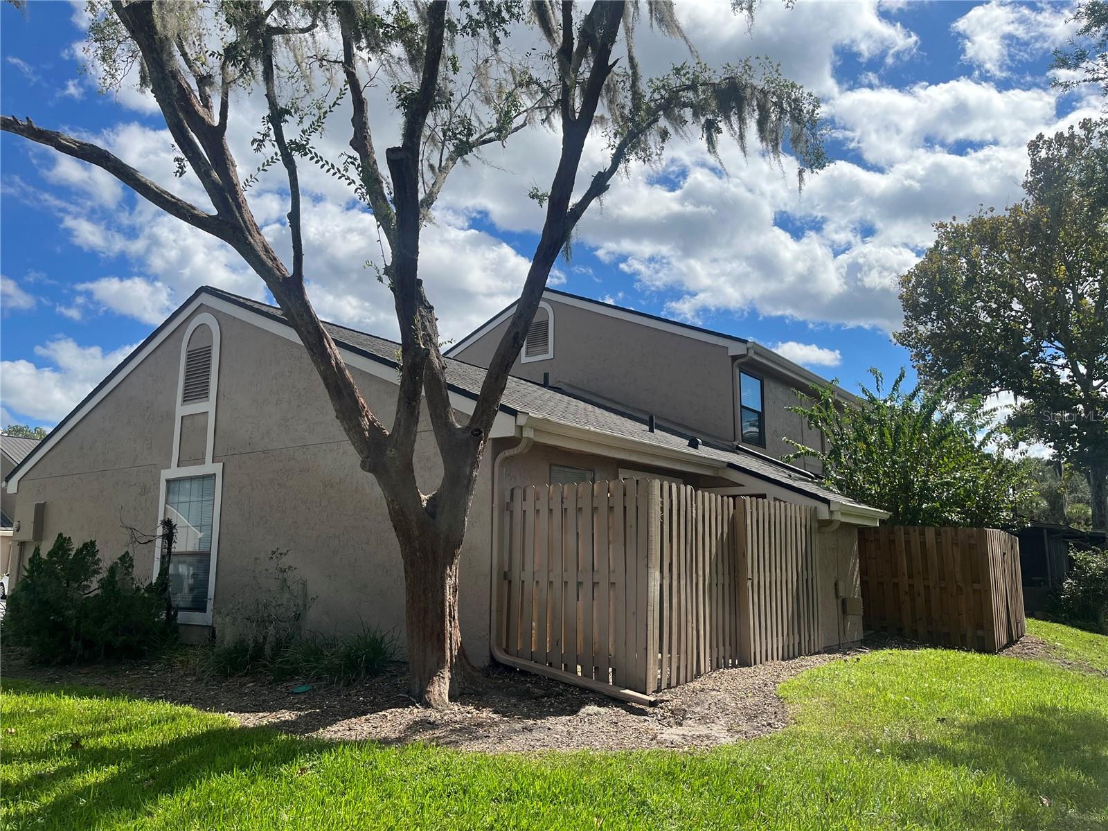 600 CASA PARK N CT.
