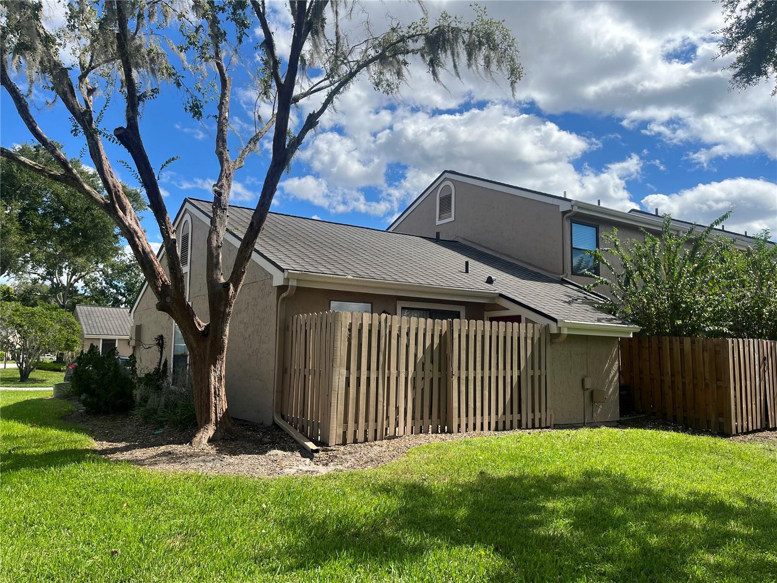 600 CASA PARK N CT.