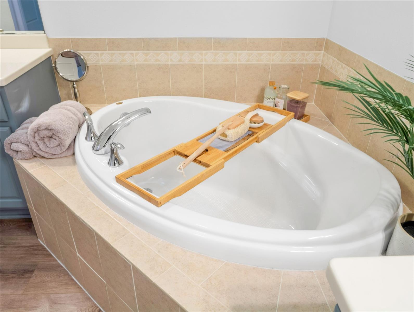 CAPRON RDG A J L M & R PH 2 - Residential