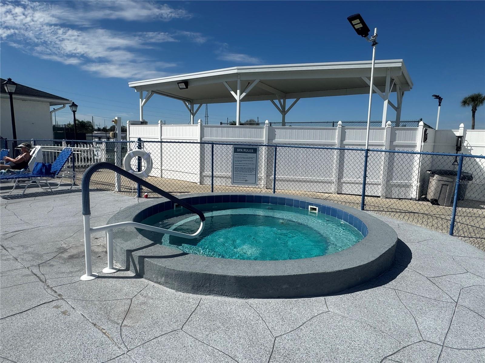 AMERICAN CONDOMINIUM PARKS - ZEPHYRHILLS - Land