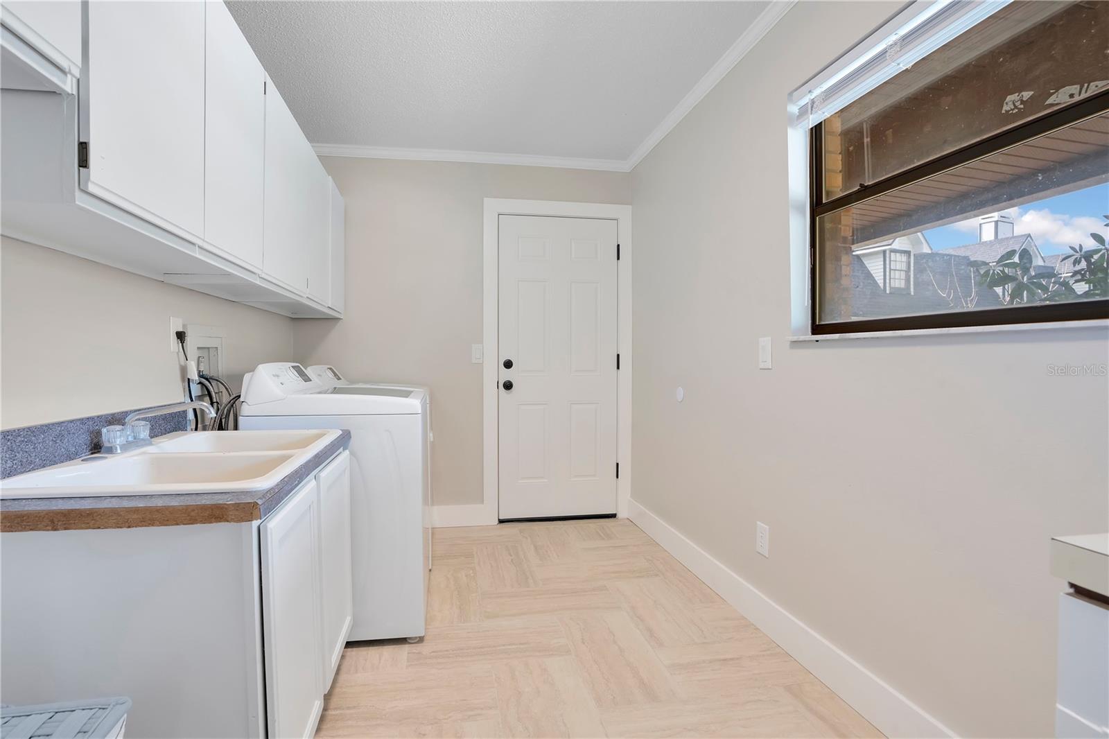 ROCKET CITY - Residential