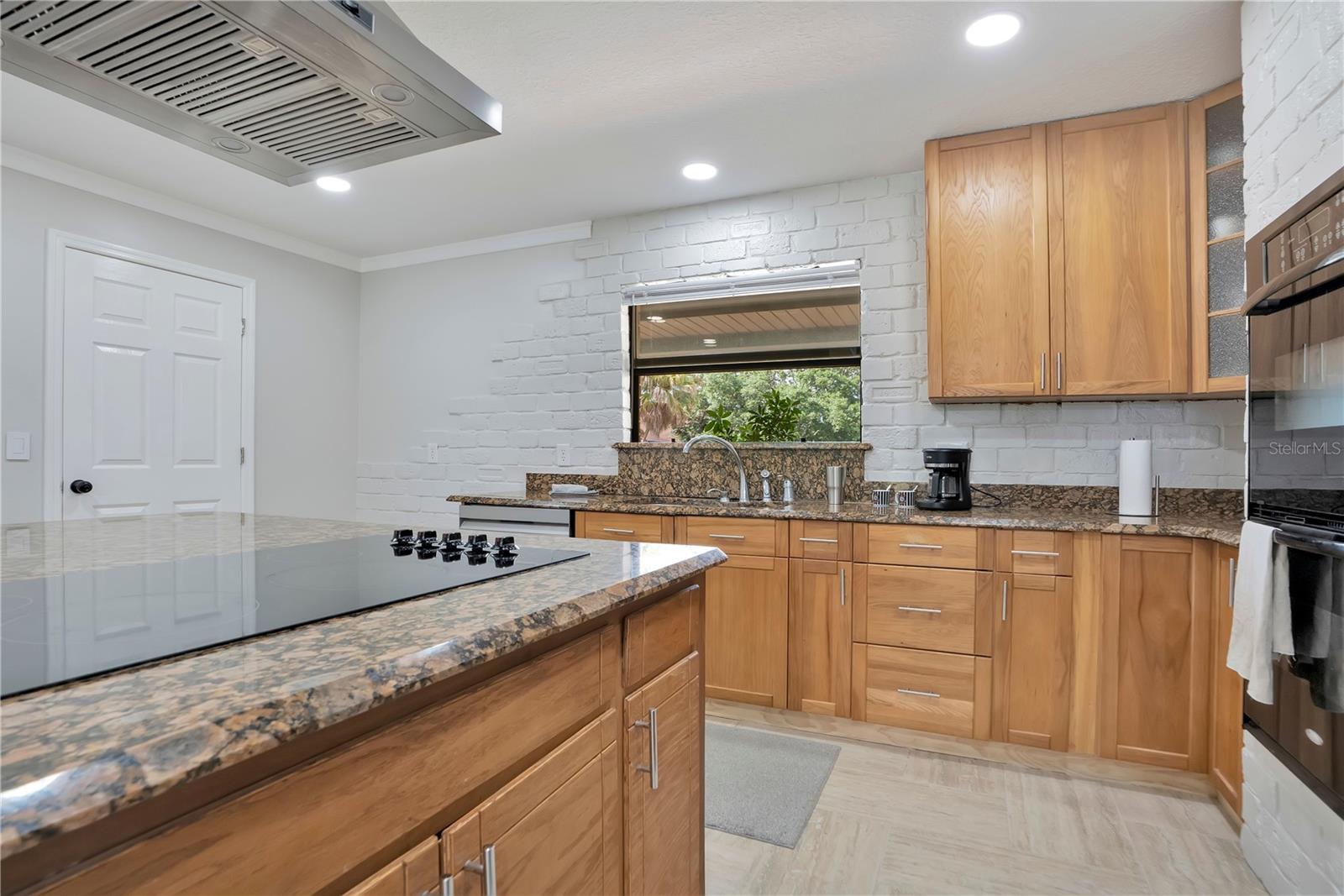 ROCKET CITY - Residential