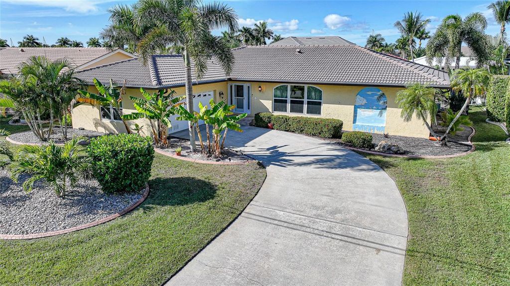 Photo of 33 Ocean Drive, Punta Gorda, FL 33950 (MLS # C7520217)