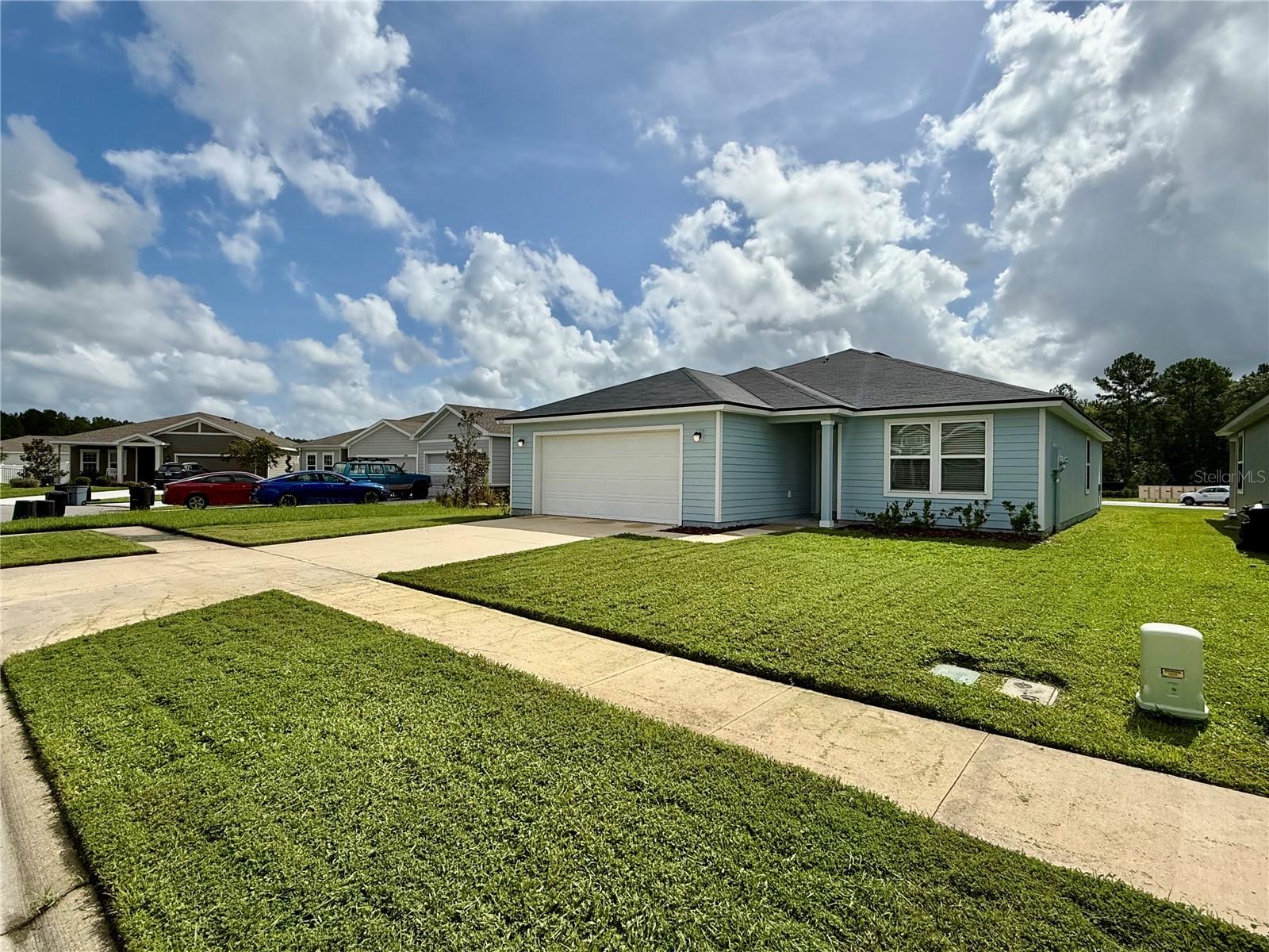 1127 GRAND CYPRESS COURT