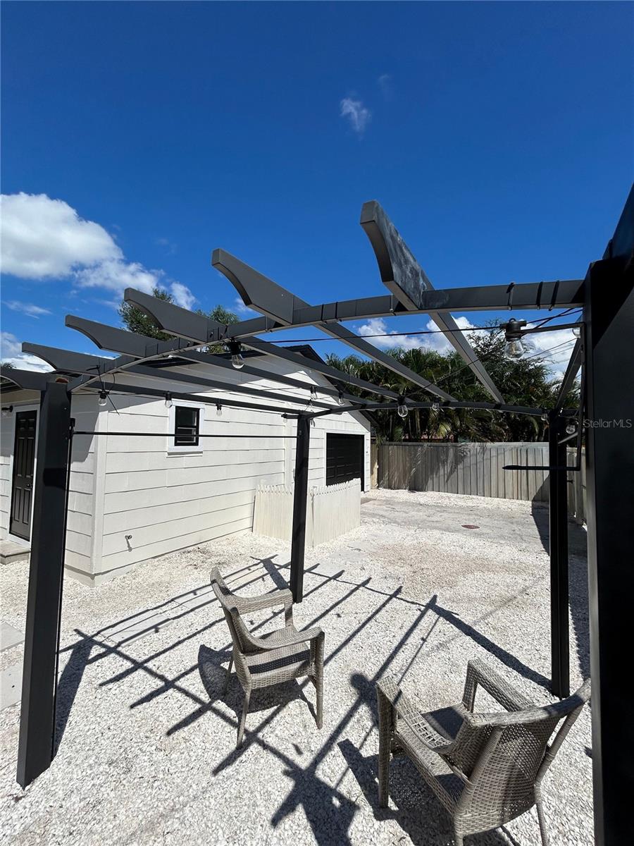 OAK RIDGE 4 - Residential Lease