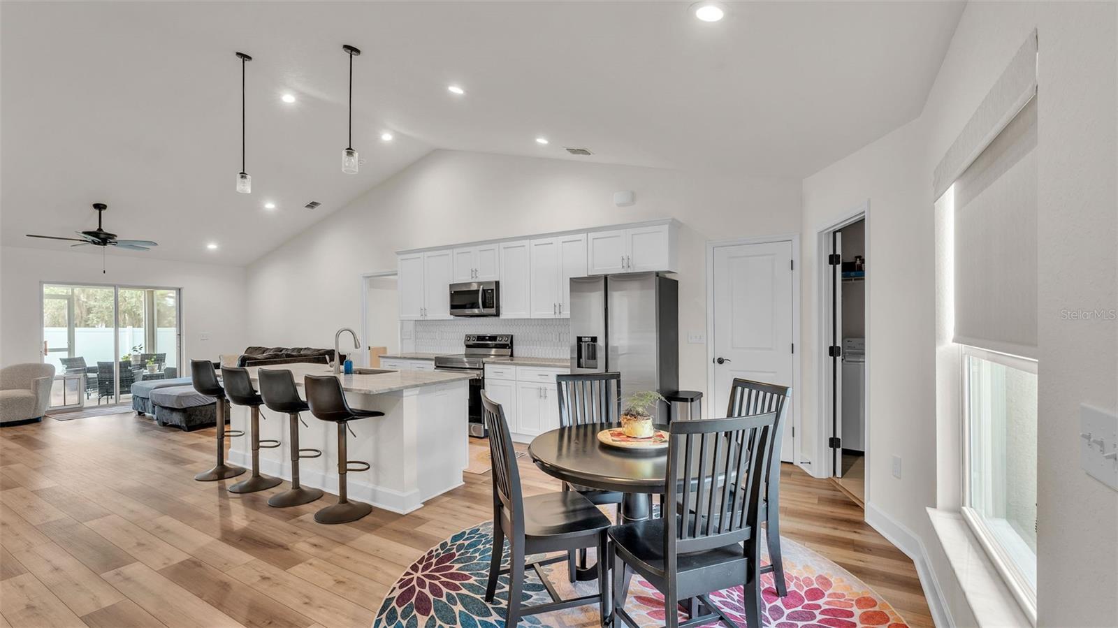 SQUARE LAKE PH FOUR - Residential