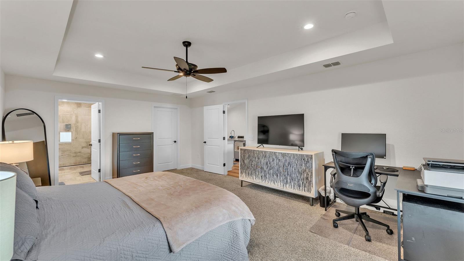 SQUARE LAKE PH FOUR - Residential