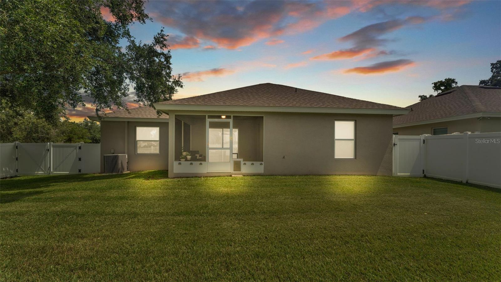 SQUARE LAKE PH FOUR - Residential