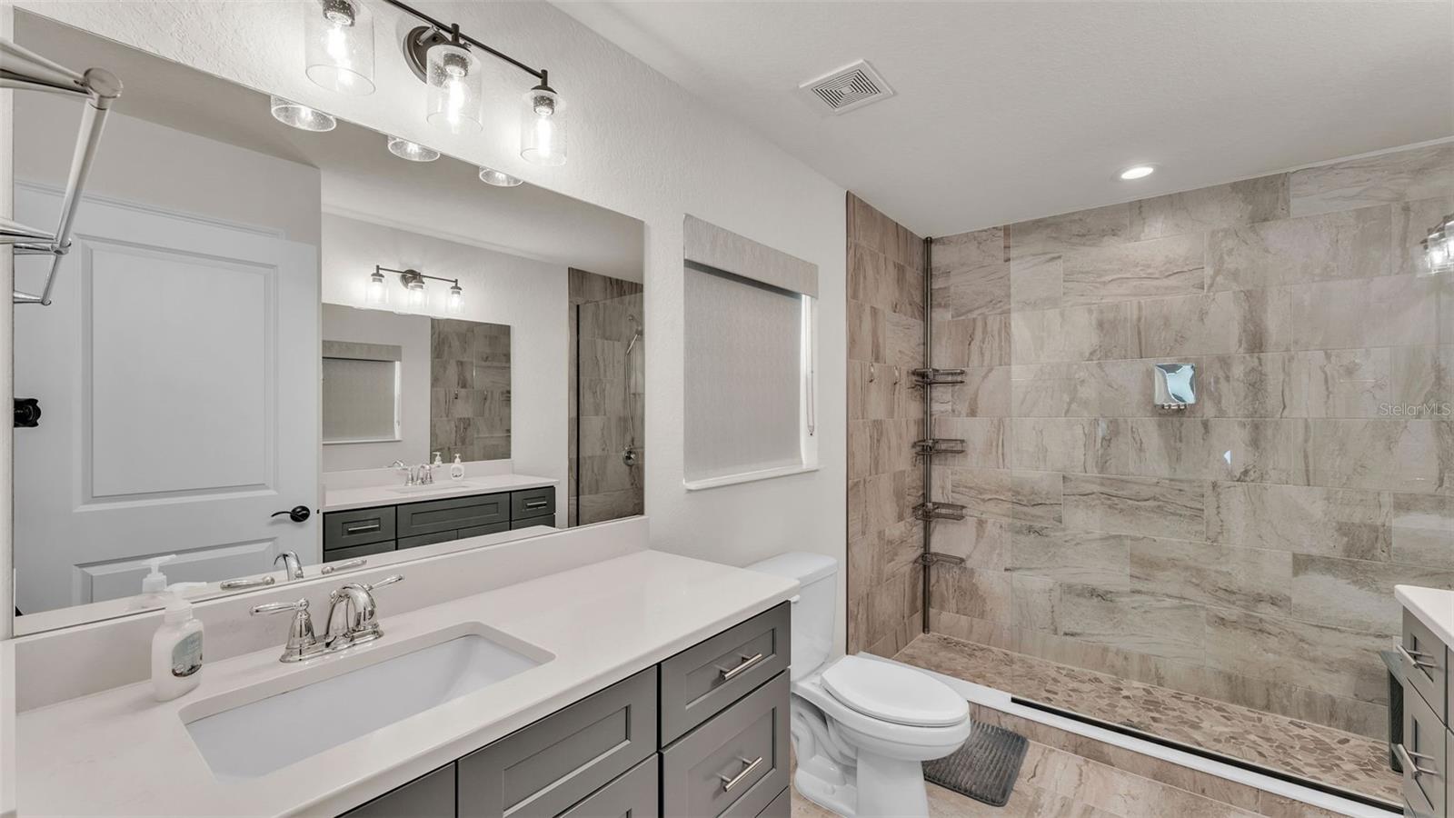 SQUARE LAKE PH FOUR - Residential