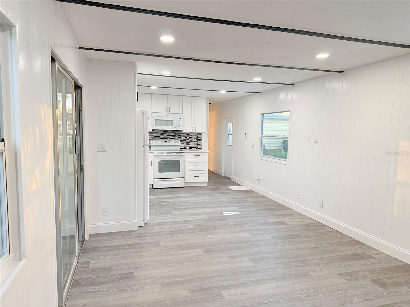 CONTINENTAL CAMPER RESIDENCE I - Residential