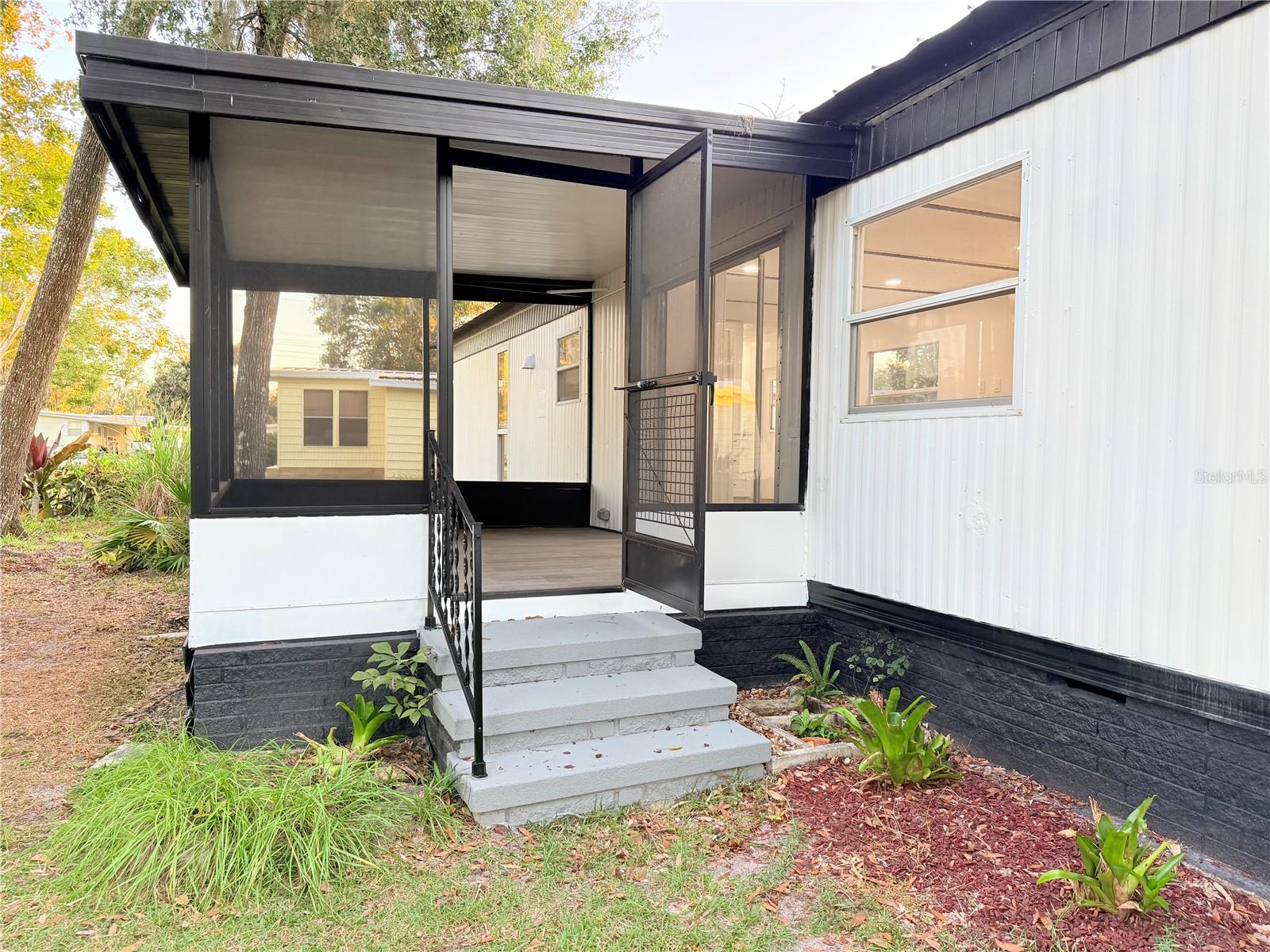 CONTINENTAL CAMPER RESIDENCE I - Residential